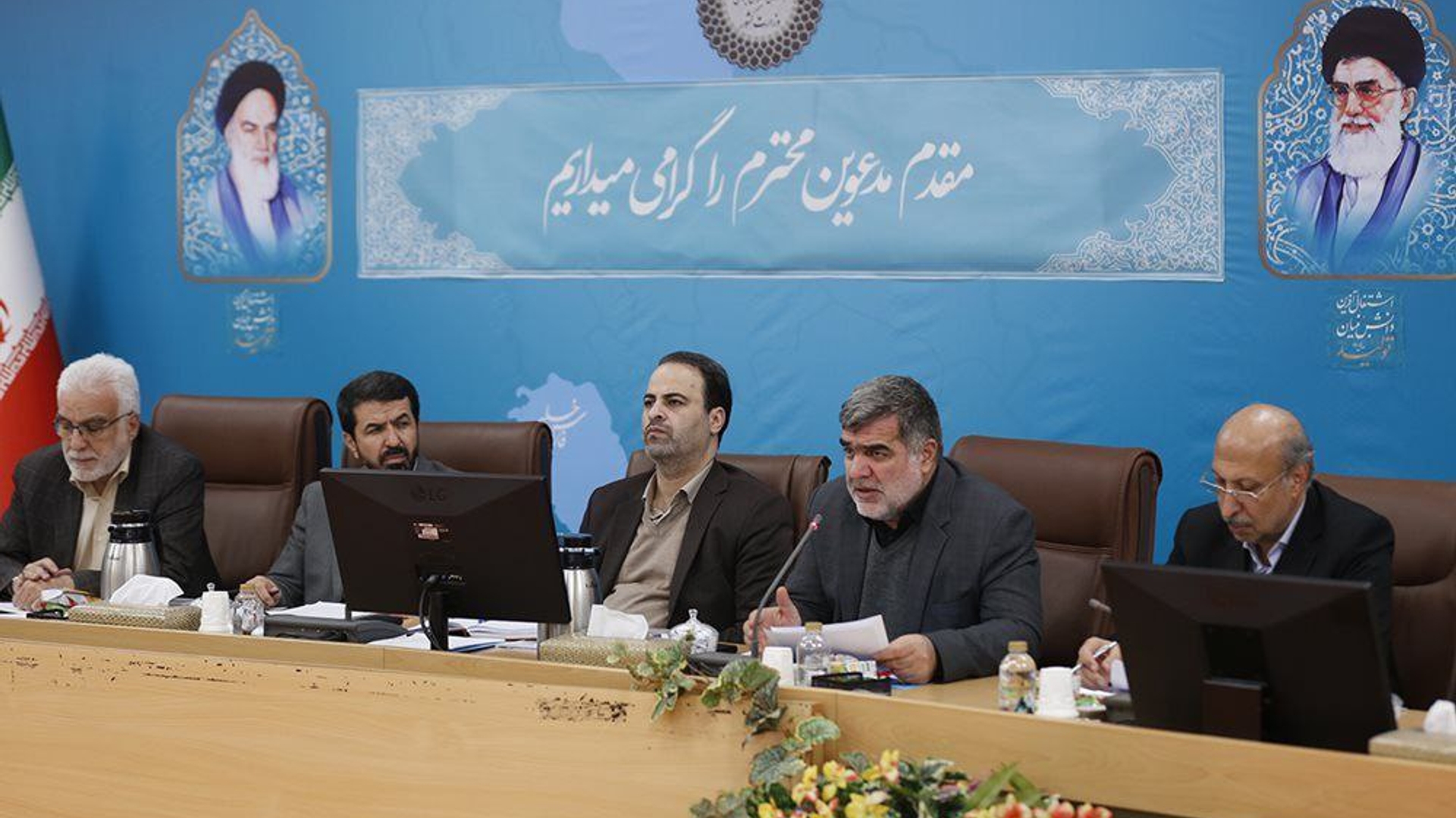 نشست مدیران کل دفاتر امور روستایی و شوراهای استانداری‌های سراسر کشور در تاریخ های ۲۲ و ۲۳ آذرماه