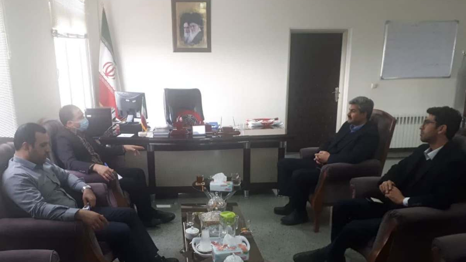 دیدارمدیرعامل شرکت توزیع برق استان با فرماندار