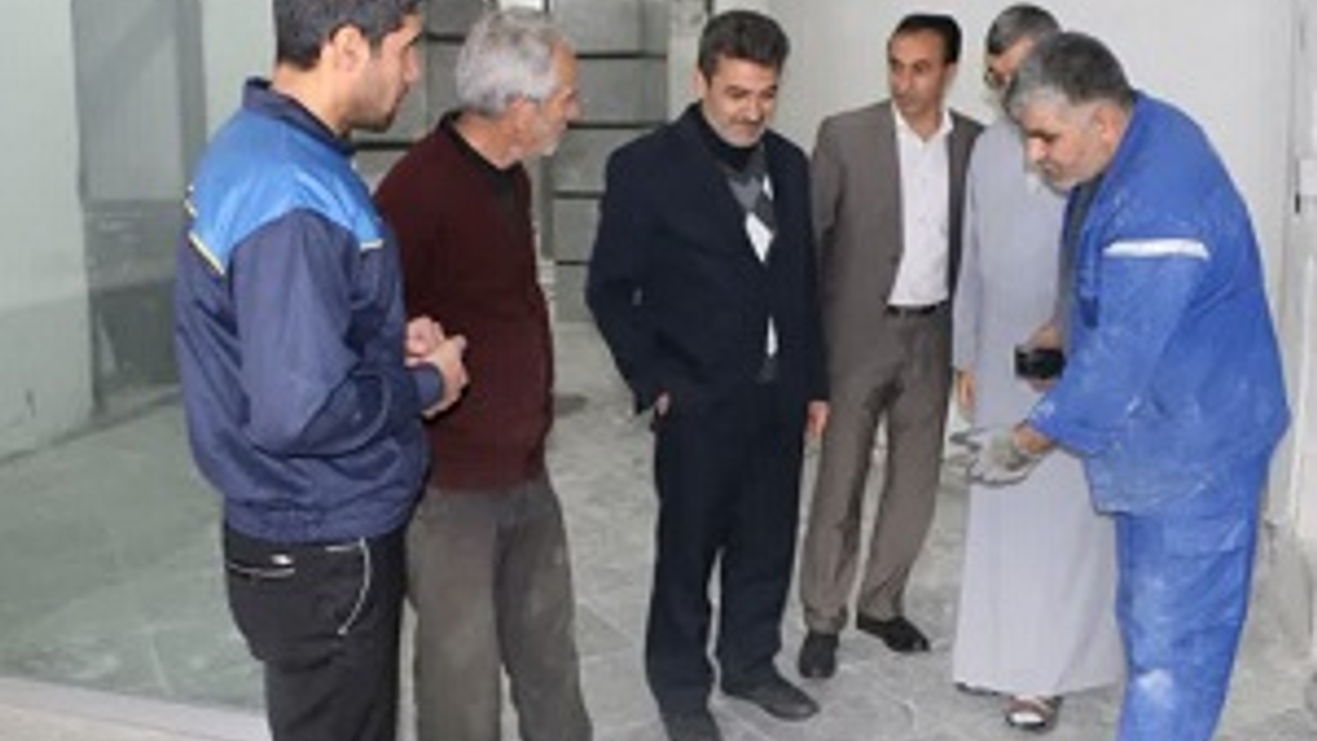 بازدید فرماندار شهرستان شازند از پروژه ساختمان درحال احداث کمیته امداد امام خمینی (ره) بخش زالیان