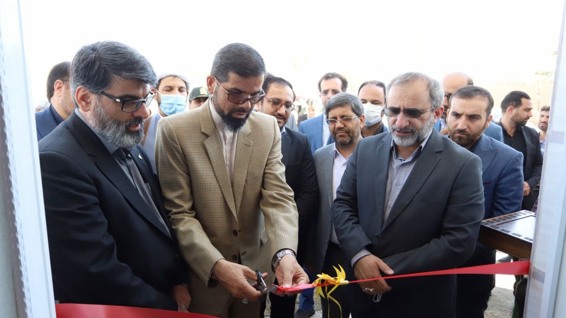 با حضور استاندار مرکزی ۲۴ واحد مسکن مددجویی کمیجان  در شهر میلاجرد به بهره‌برداری  رسید