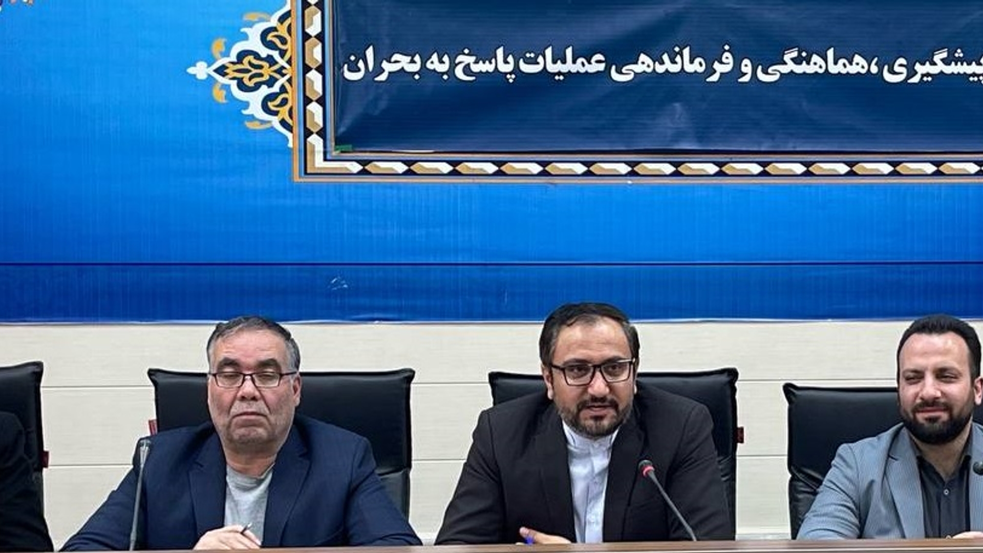 جلسه ستاد پیشگیری، هماهنگی و فرماندهی عملیات پاسخ به بحران شهرستان کمیجان برگزار گردید