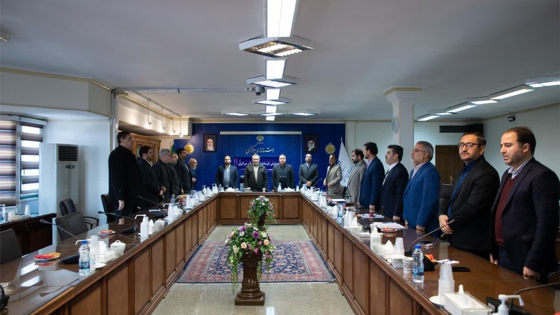 همایش فرمانداران استان مرکزی با حضور دکتر مخلص الائمه استاندار مرکزی، معاون سیاسی، امنیتی و اجتماعی استاندار و مدیران کل سیاسی و انتخابات وزارت کشور، مدیرکل سیاسی استانداری و فرمانداران برگزار شد .
محمدرضا رضایی فرماندار شهرستان تفرش در این همایش حضور داشتند.