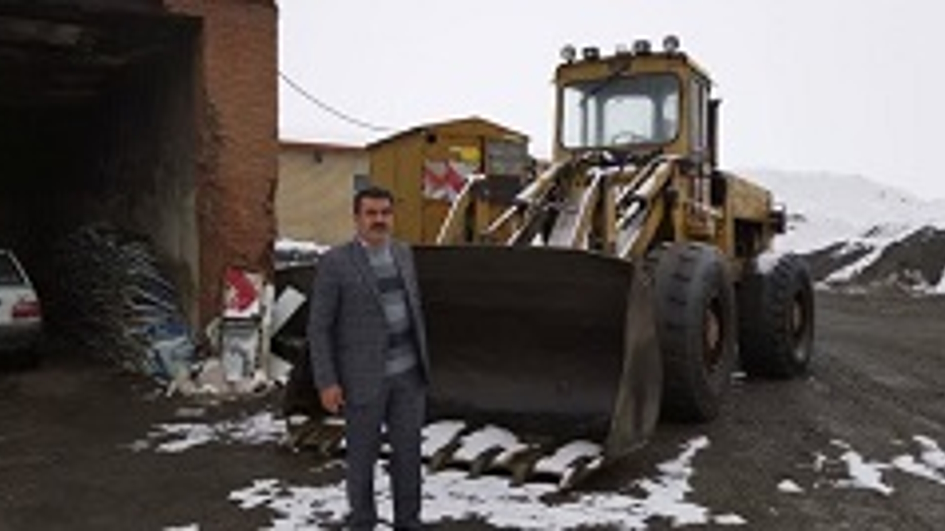 بازدید فرماندار شهرستان شازند از راهدارخانه دوراهی شازند