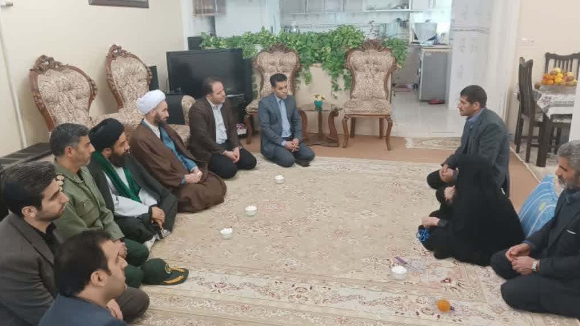 " دیدار فرماندار با خانواده معظم شهید محمد سلیمی "