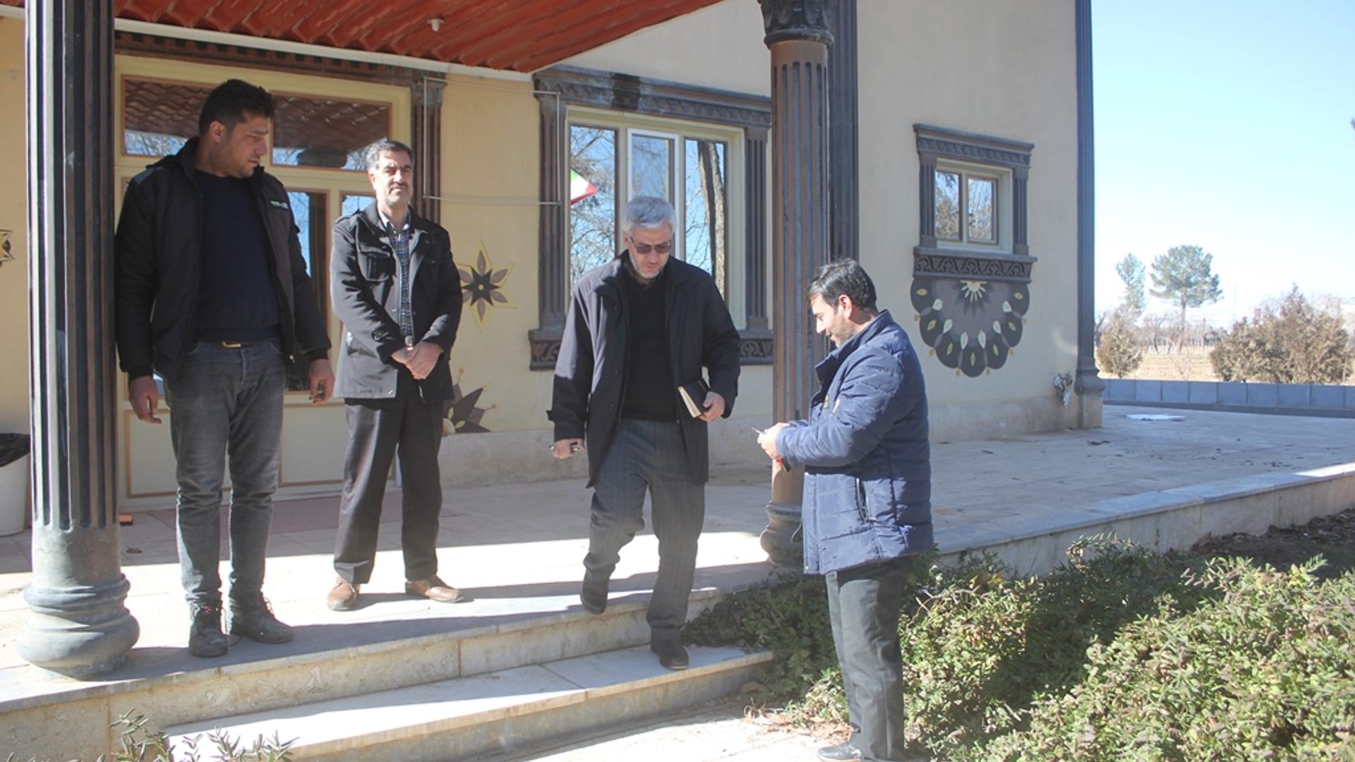 فرماندار از بیت حضرت امام (ره) و اردوگاه امام خمینی (ره) بازدید کرد