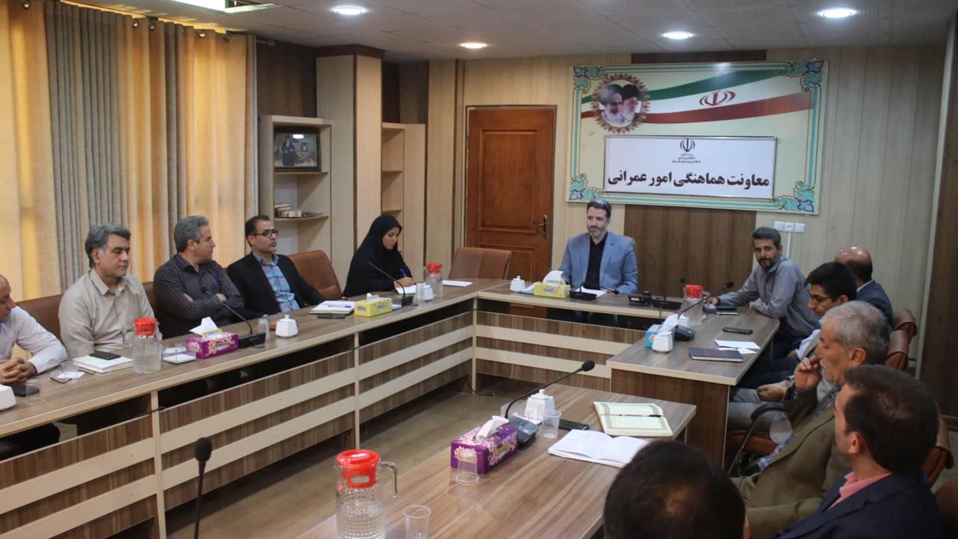 جلسه بررسی مسایل دامداری های شهر آوه