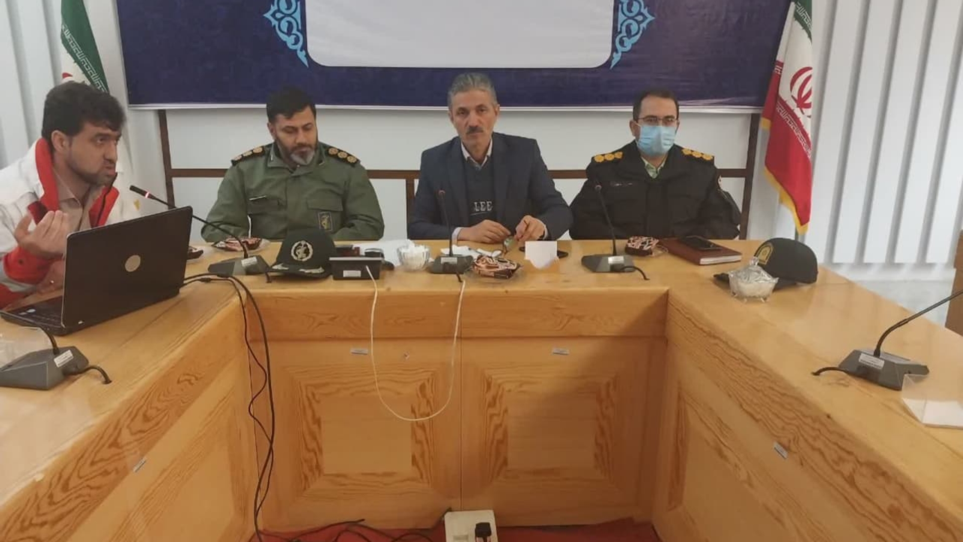 صبح امروز جلسه کمیته حفاظت کنکور سراسری شهرستان به ریاست محمدرضا رضایی فرماندار تفرش و سایر اعضا در محل‌ فرمانداری برگزار گردید.