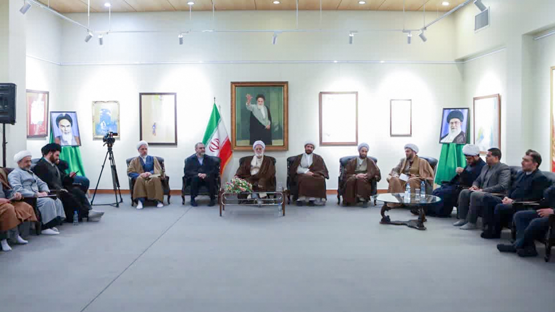 ناترازی تولید برق و گاز در کشور - با رعایت الگوی مصرف در بخش خانگی و صنایع مشکل گاز نخواهیم داشت