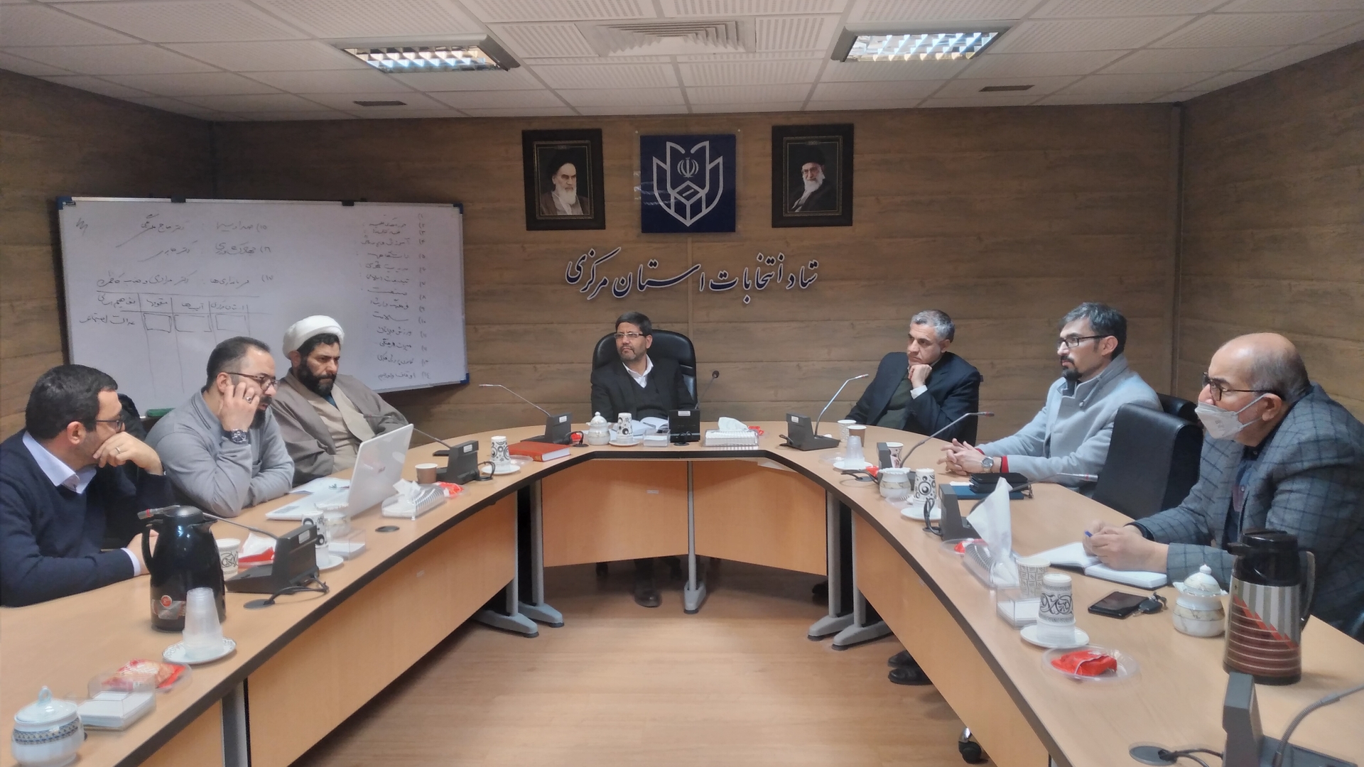 نشست هیئت اندیشه ورز هویت استان برگزار شد