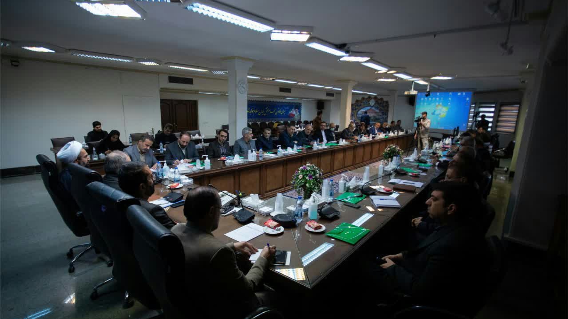 نشست مشترک فرمانداران با رؤسای هيأت‌‌های نظارت بر انتخابات استان مرکزی