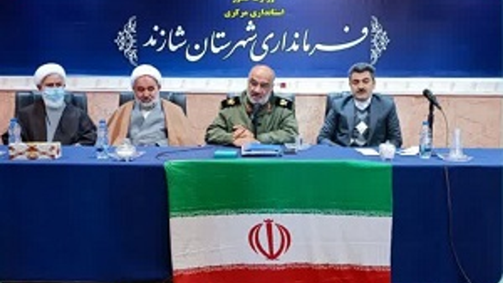 برگزاری سیزدهمین جلسه شورای اداری شهرستان شازند