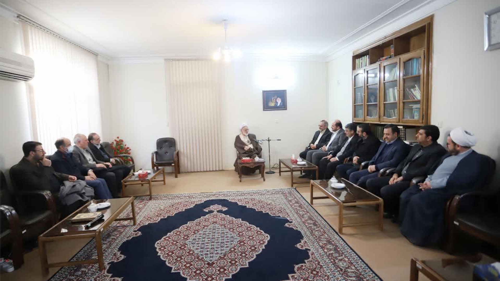 دیدار معاون اجرایی رییس‌جمهور به همراه استاندار مرکزی، نماینده مردم اراک، خنداب و کمیجان، معاونین استاندار و فرماندار اراک با نماینده ولی فقیه در استان مرکزی