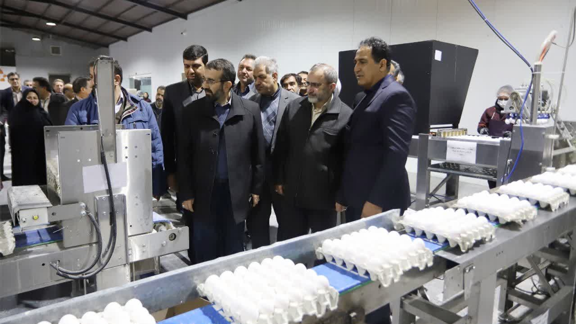 افتتاح شرکت بسته بندی تخم مرغ در روستای معصومیه

🇮🇷همزمان با سالروز پیروزی انقلاب اسلامی، با حضور استاندار مرکزی، معاون سیاسی، امنیتی و اجتماعی استاندار و فرماندار اراک، مرکز سورتینگ و بسته بندی تخم مرغ در روستای معصومیه شهرستان اراک افتتاح شد.