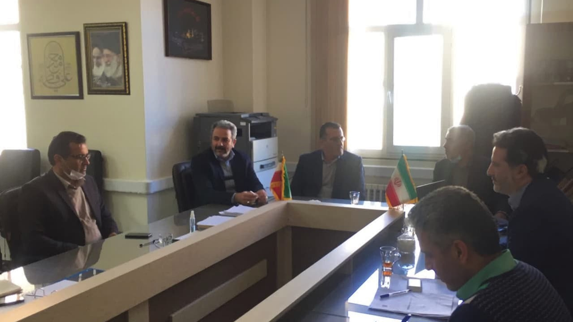 جلسه پیگیری مصوبات سفر ریاست جمهوری در خصوص مجموعه ورزشی شهید چمران ساوه