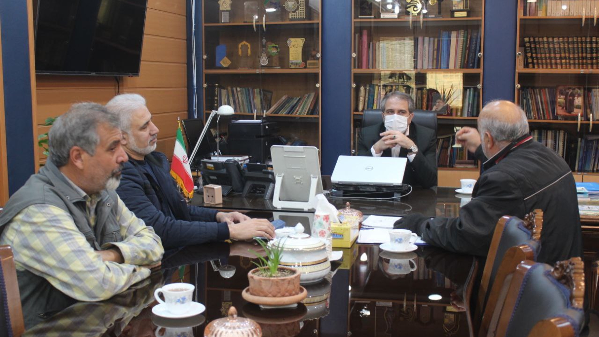 ملاقات  مردمی " مهدی الیاسی " معاون استاندار  و فرماندار ویژه شهرستان ساوه.