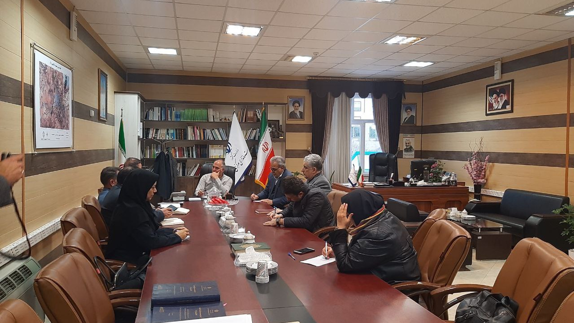 دیدار اعضای نظام مهندسی ساختمان با سرپرست معاونت هماهنگی امور عمرانی