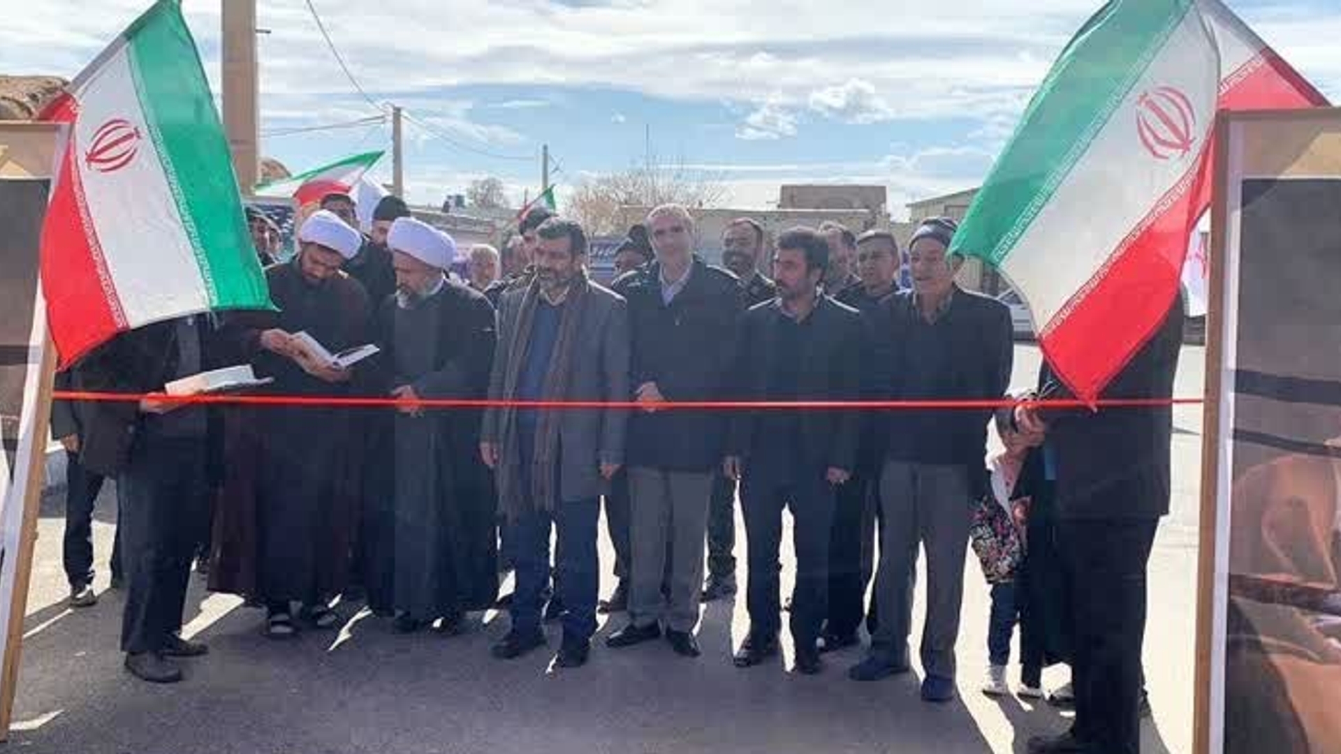 افتتاح  پروژه آسفالت معابر روستای رحمت آباد