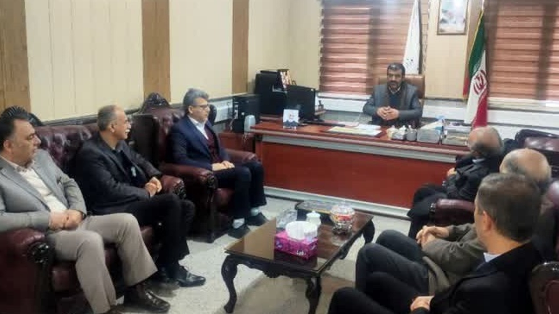 دیدار فرماندار با رئیس اتاق بازرگانی ، صنایع ، معادن و کشاورزی استان مرکزی