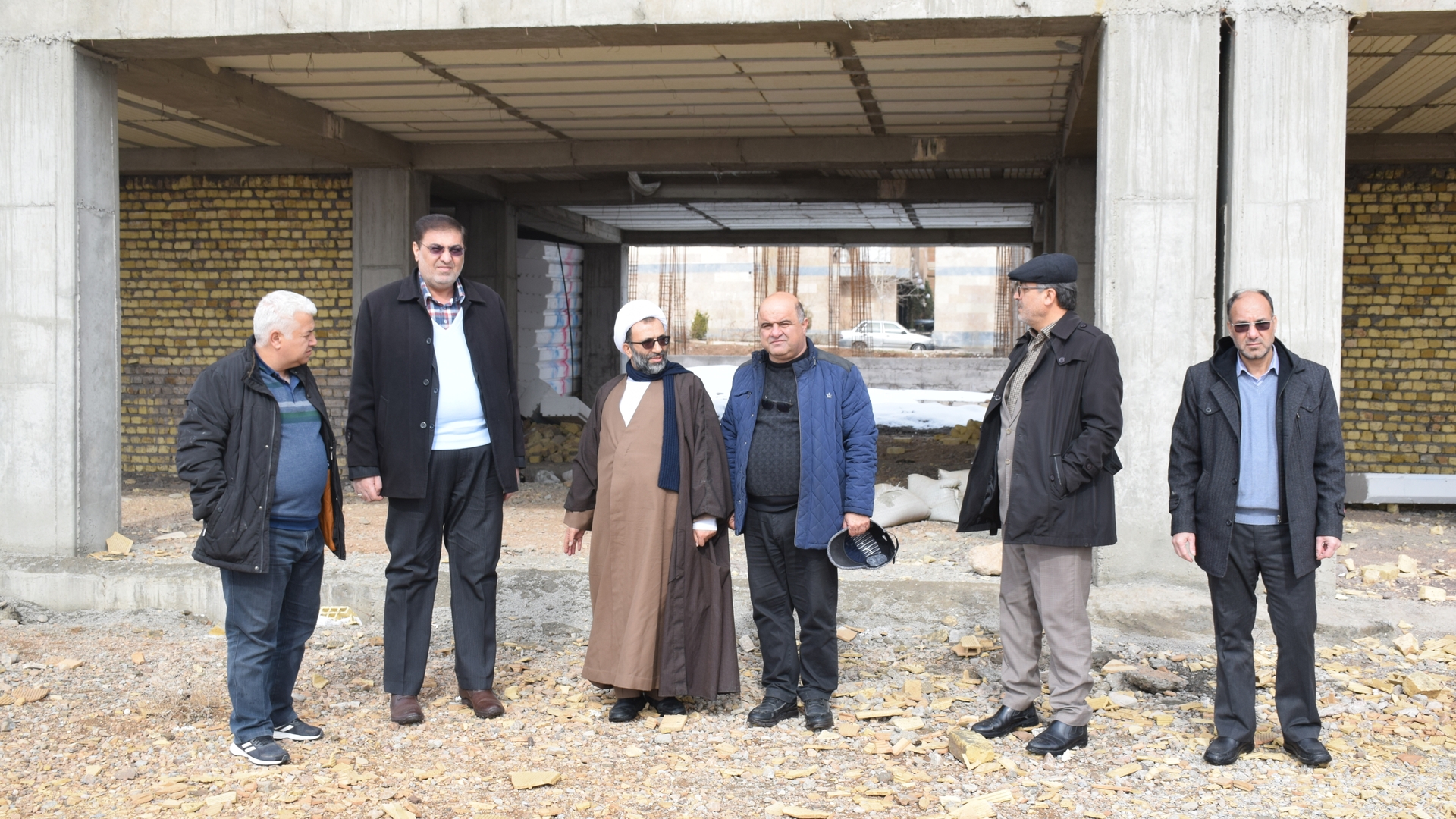 بررسی میدانی روند احداث مسکن محرومین خیرساز در شهر محلات