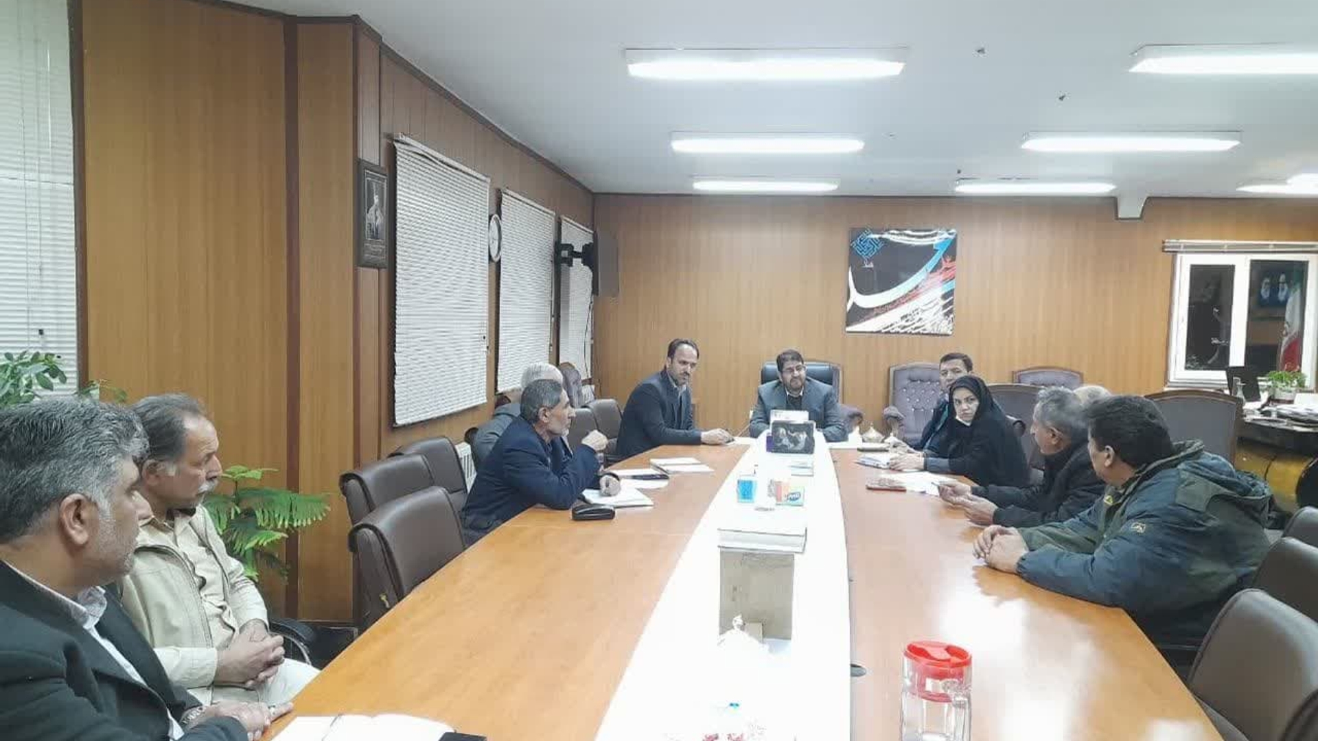 جلسه کارگروه آرد و نان شهرستان ساعت ۱۸ چهارشنبه ۱۹ بهمن  به ریاست مهندس محمدرضا رضایی فرماندار تفرش، مهندس ملکی مدیر کل غله استان و با حضور درودیان بخشدار مرکزی و سایر اعضاء در محل فرمانداری برگزار گردید.