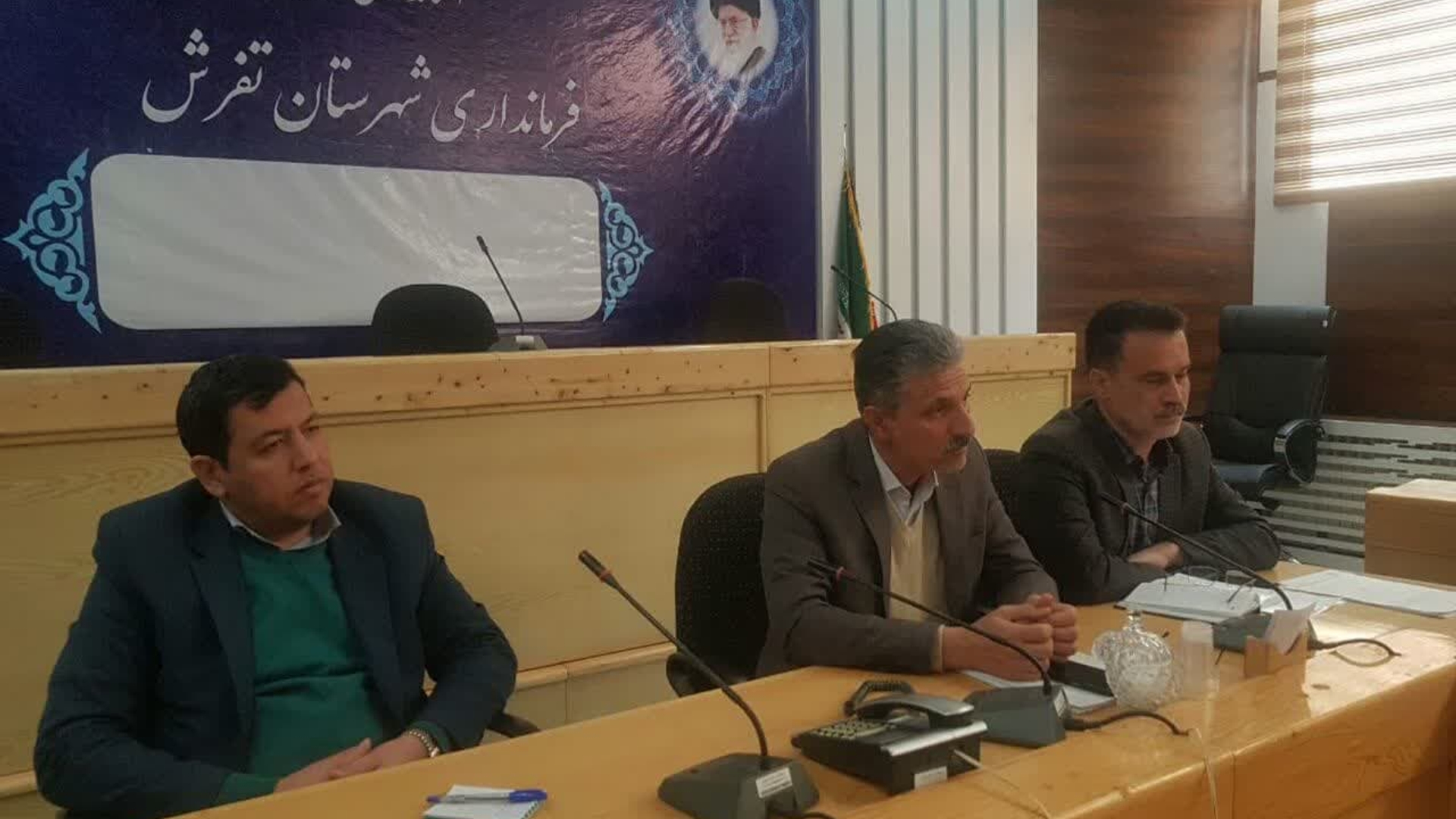 صبح امروز جلسه کار گروه اشتغال شهرستان بریاست سعید مویدی معاون فرماندار و با حضور اعضای جلسه در فرمانداری تشکیل و برگزار شد.-