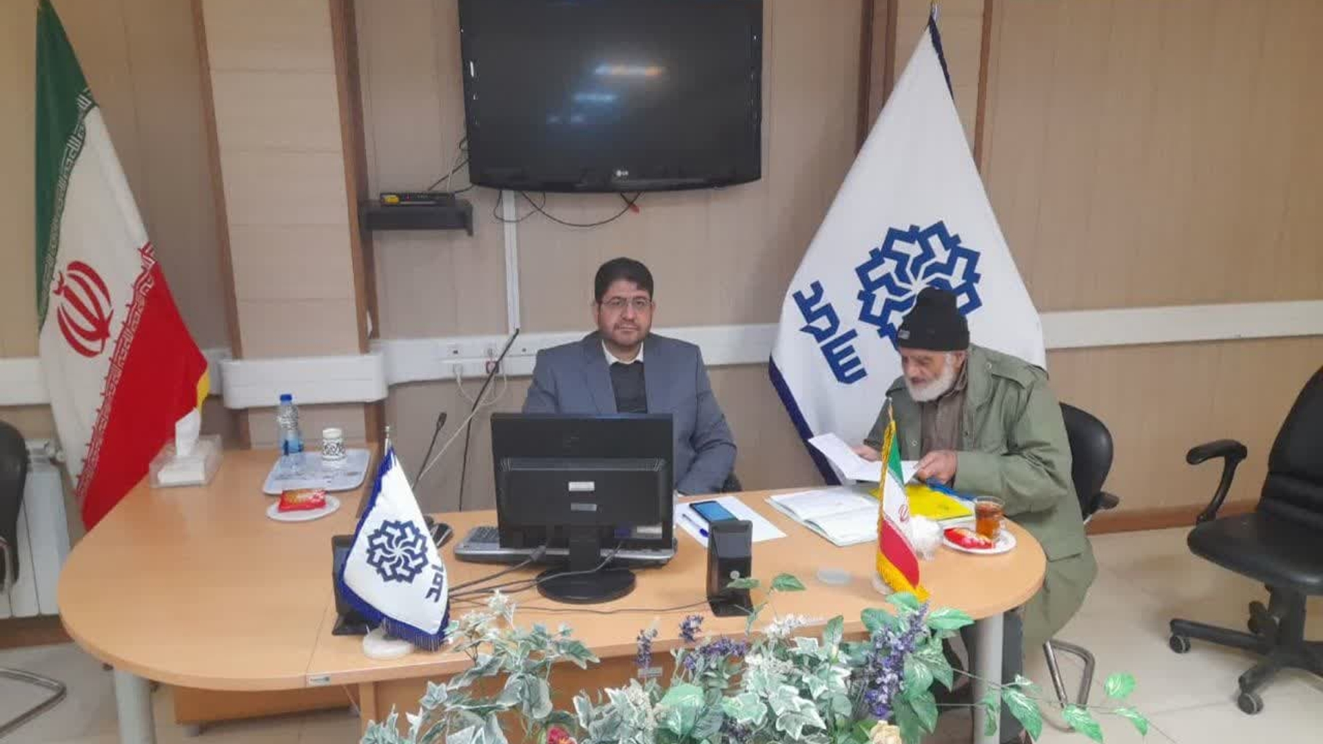 هم اکنون ارتباط مردمی سامد
 محمدرضا رضایی فرماندار تفرش