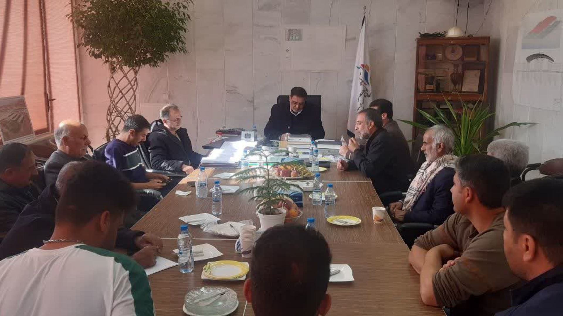 جلسه بررسی مسائل و مشکلات گلکاران