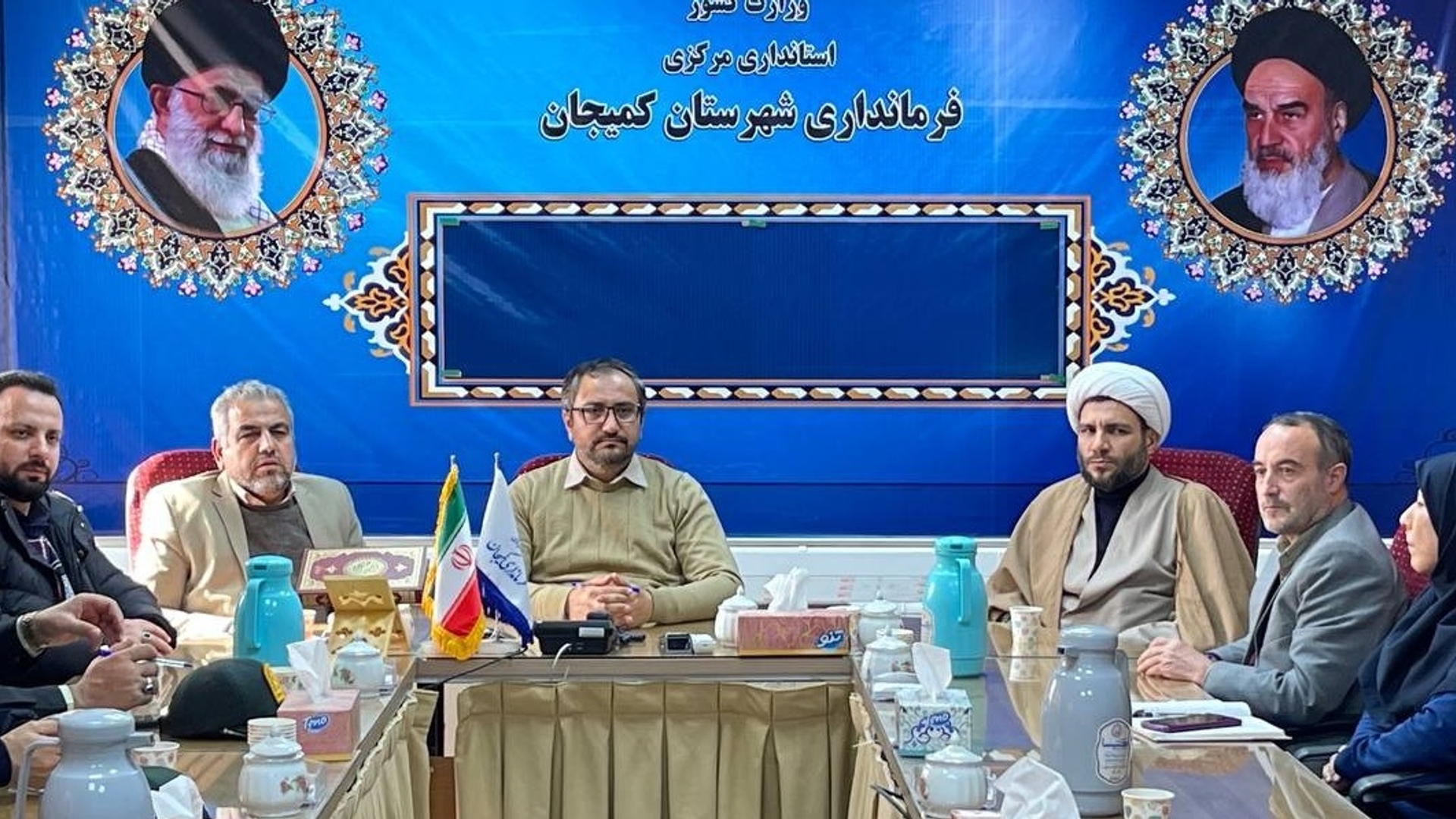 جلسه برنامه ریزی و هماهنگی برگزاری جشن انقلاب و راهپیمایی ۲۲ بهمن، سالروز پیروزی شکوهمند انقلاب اسلامی در شهرستان کمیجان برگزار گردید