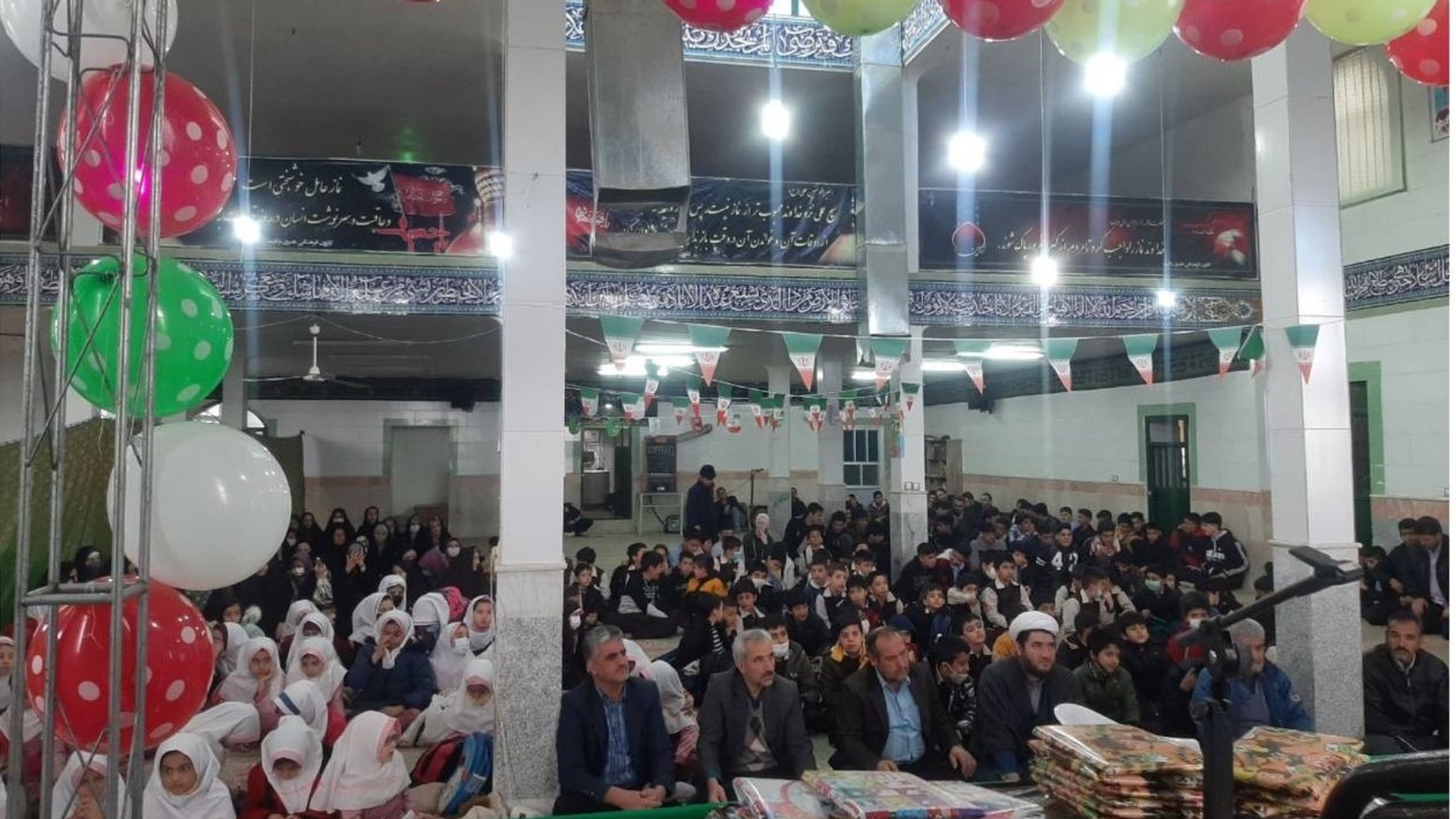 جُنگ علمی دانش آموزان متوسطه دوم شهر کمیجان برگزار شد