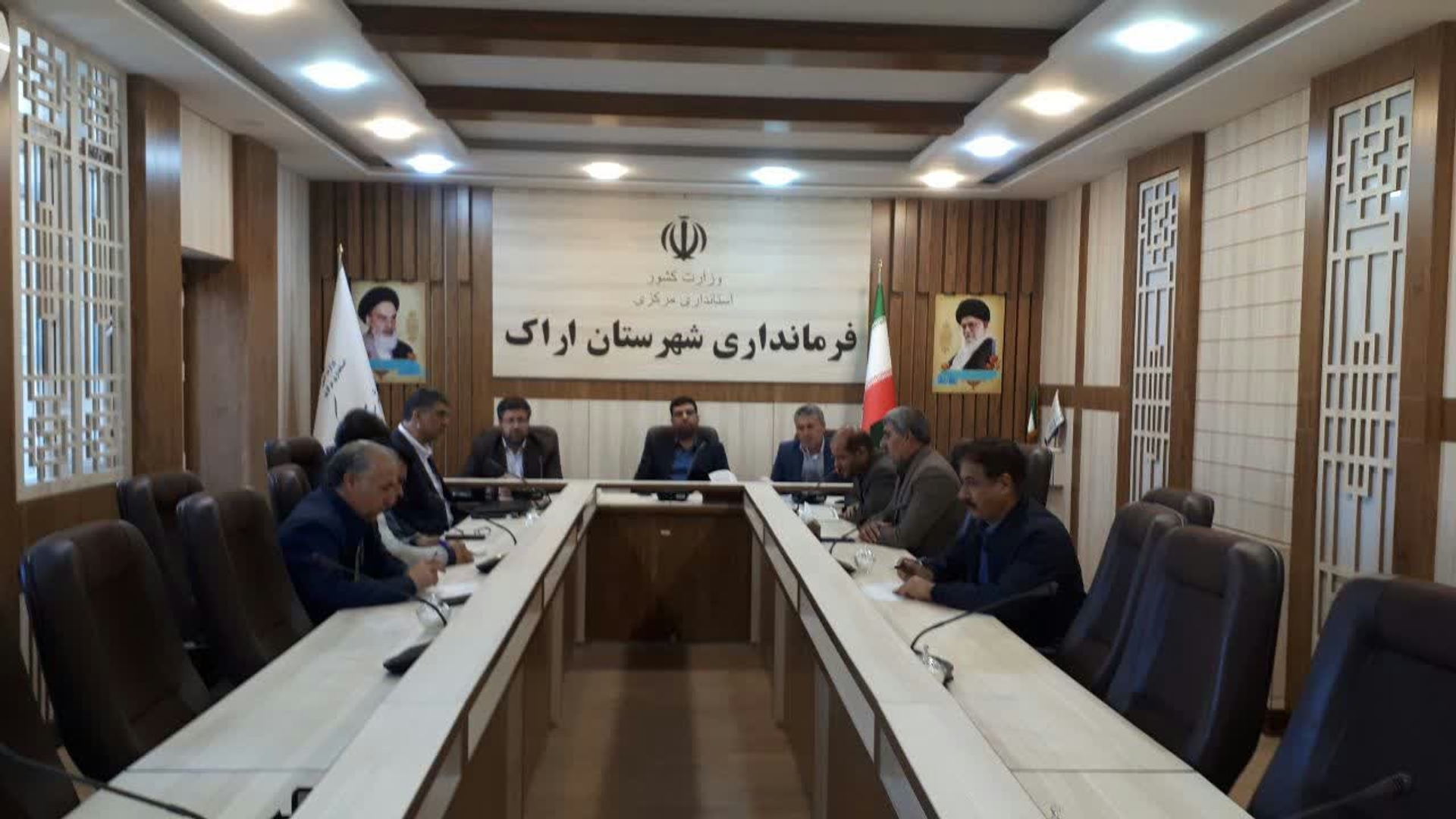 جلسه شورای شهرستان اراک به ریاست امیر هادی فرماندارشهرستان  اراک برگزار شد.