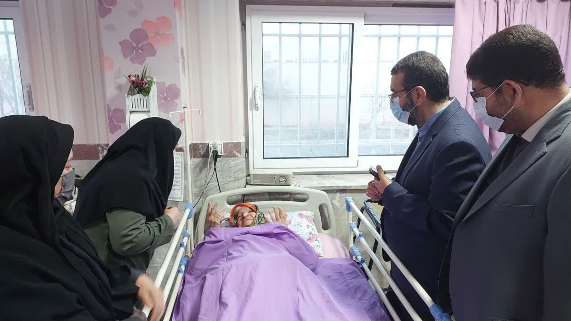 بازدید مهندس نظری معاون سیاسی استاندار مرکزی به همراه مهندس رضایی فرماندار شهرستان تفرش از موسسه خیریه بانو نسیبه.