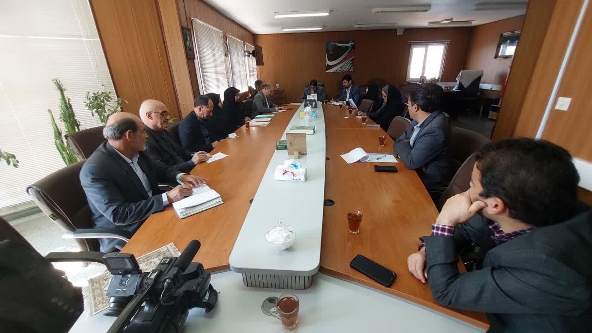 برگزاری انجمن کتابخانه‌های شهرستان تفرش با ریاست مهندس رضایی فرماندار، آقای گودرزی زاده مدیر کل کتابخانه‌های استان مرکزی به همراه جمعی از مسئولین در دفتر فرماندار برگزار شد.