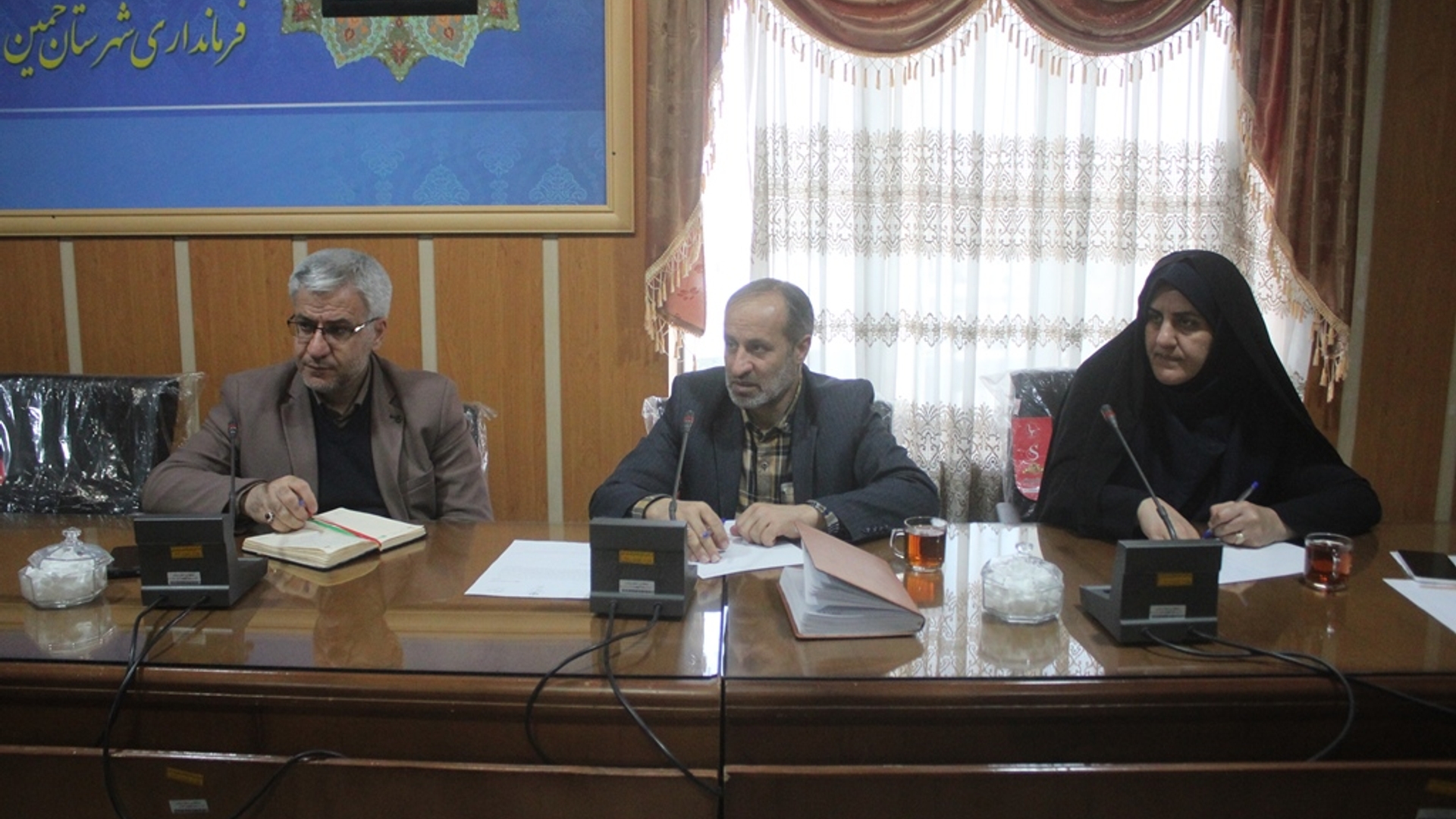 جلسه ستاد گرامیداشت دهه مهدویت و ولادت حضرت مهدی (عج) در شهرستان خمین برگزار شد