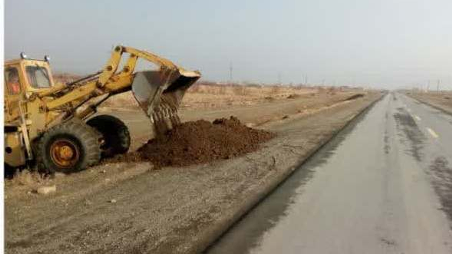 "بازدید فرماندارخنداب از عملیات ایمن سازی راه ها"