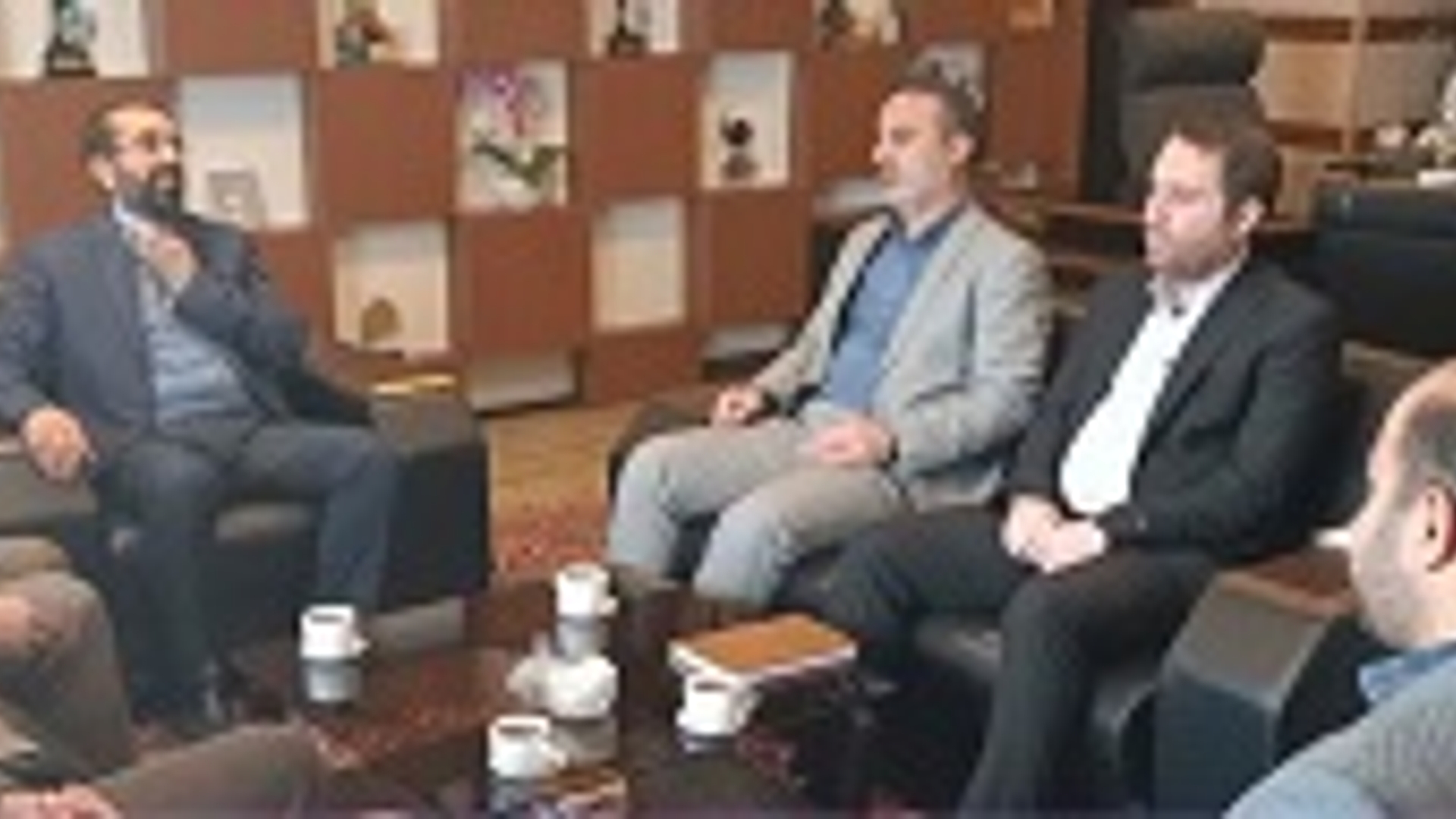 برگزاری جلسه و نشست معاون سیاسی، امنیتی و اجتماعی استانداری مرکزی با بخشداران تابعه شهرستان شازند