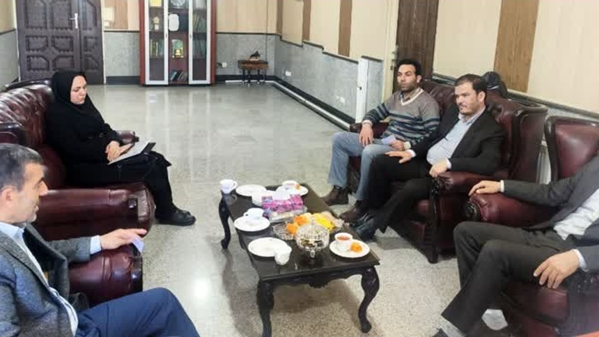 دیدار مدیر غله استان مرکزی با فرماندار