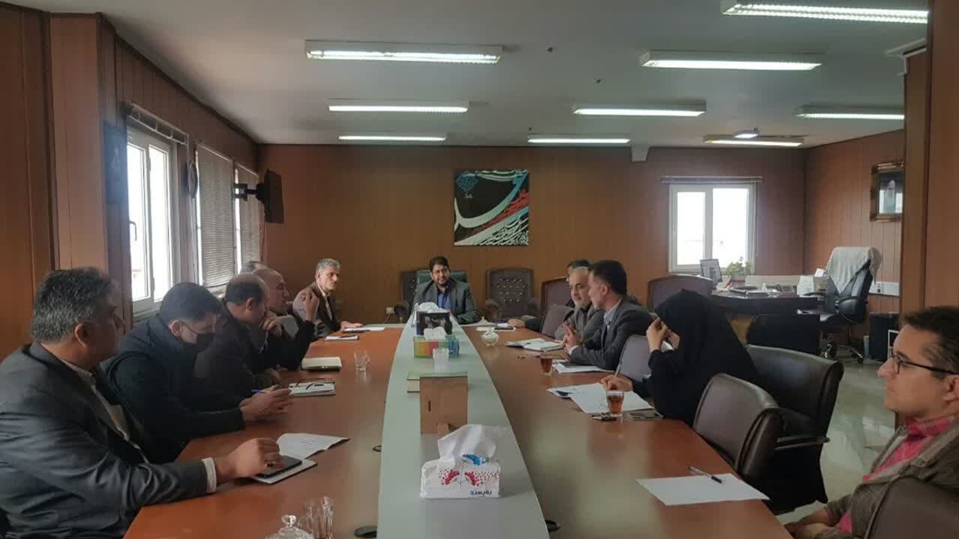 صبح امروز،جلسه مشترک کمیسیون دانشجویی،کارگری و اتباع بیگانه به ریاست محمد رضا رضایی فرماندار تفرش و با حضورمویدی معاون فرماندار و اعضای جلسه در محل فرمانداری تشکیل و برگزار شد.-