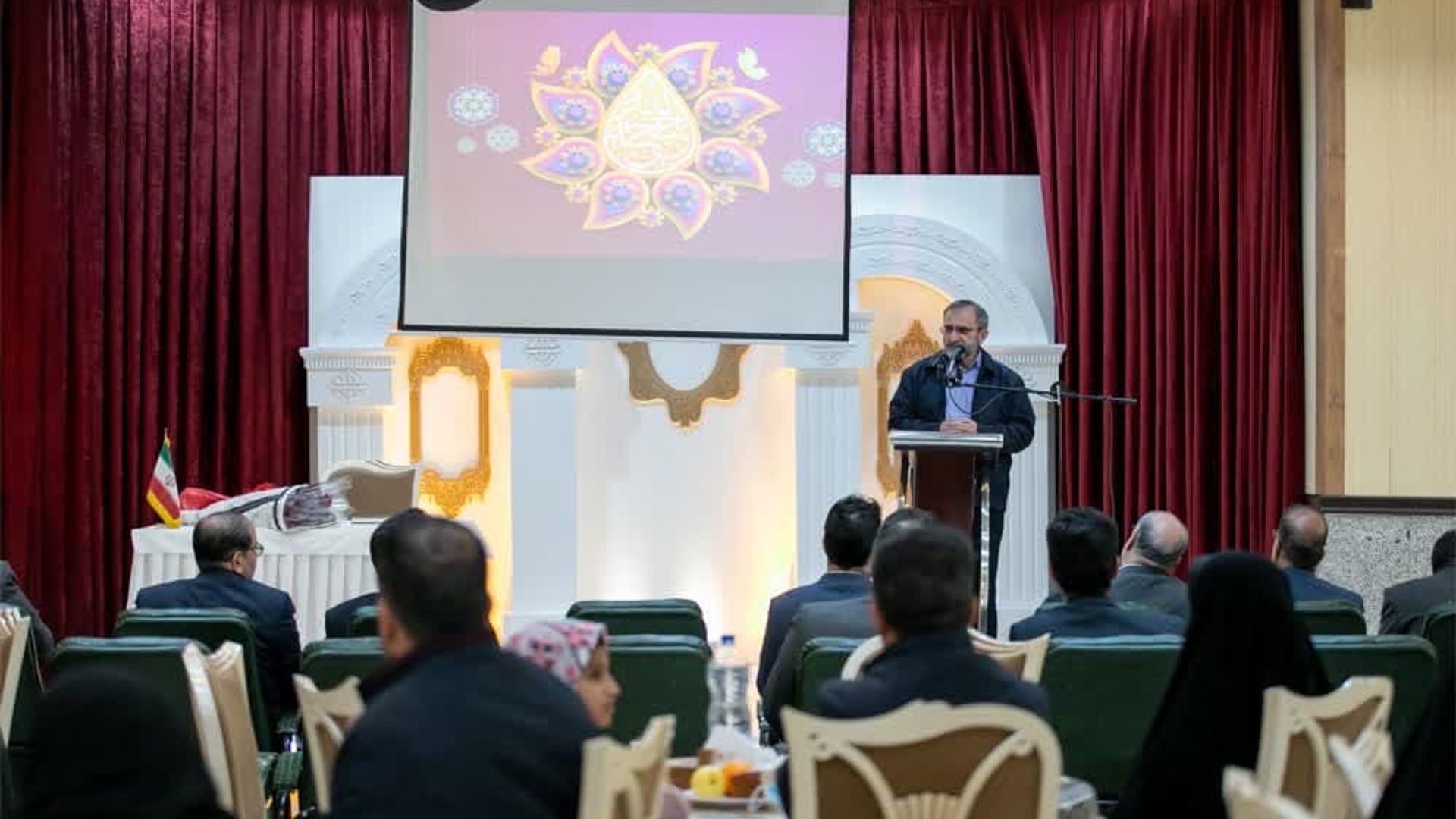 فرزندان شهدا زینت جامعه ایثارگری کشور هستند- «امید و آمادگی» دو رکن جامعه منتظر