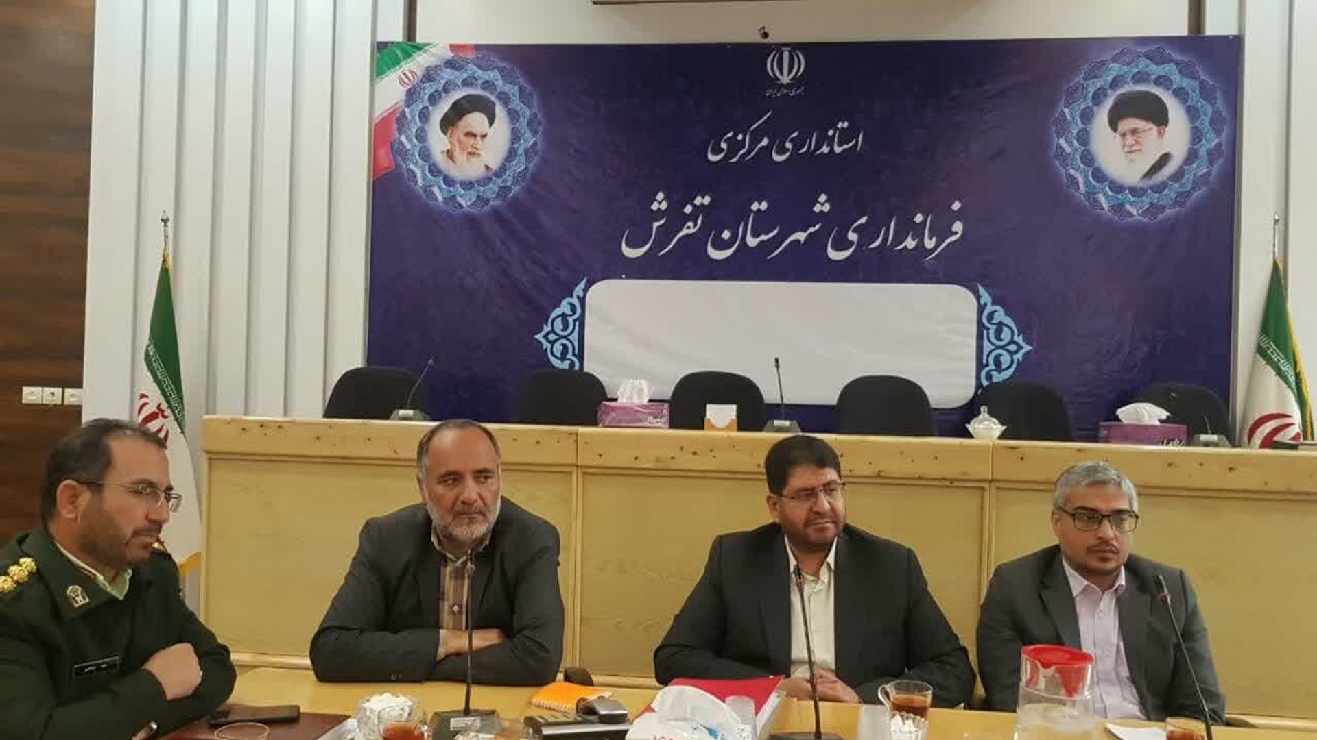 مراسم جشن گلریزان جهت زندانیان با حضور محمدرضا رضایی فرماندار تفرش و مسئولین استانی و شهرستان و خیرین نیکو کار تفرشی در محل فرمانداری برگزار شد.