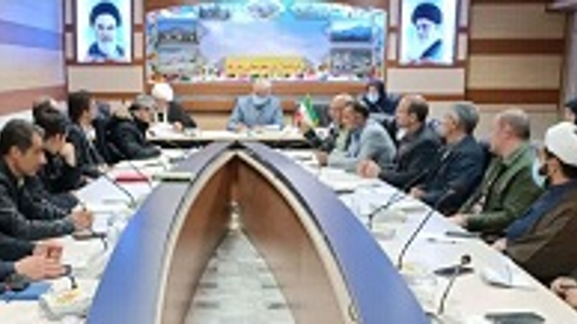 برگزاری جلسه ستاد جوانی جمعیت و خانواده شهرستان شازند