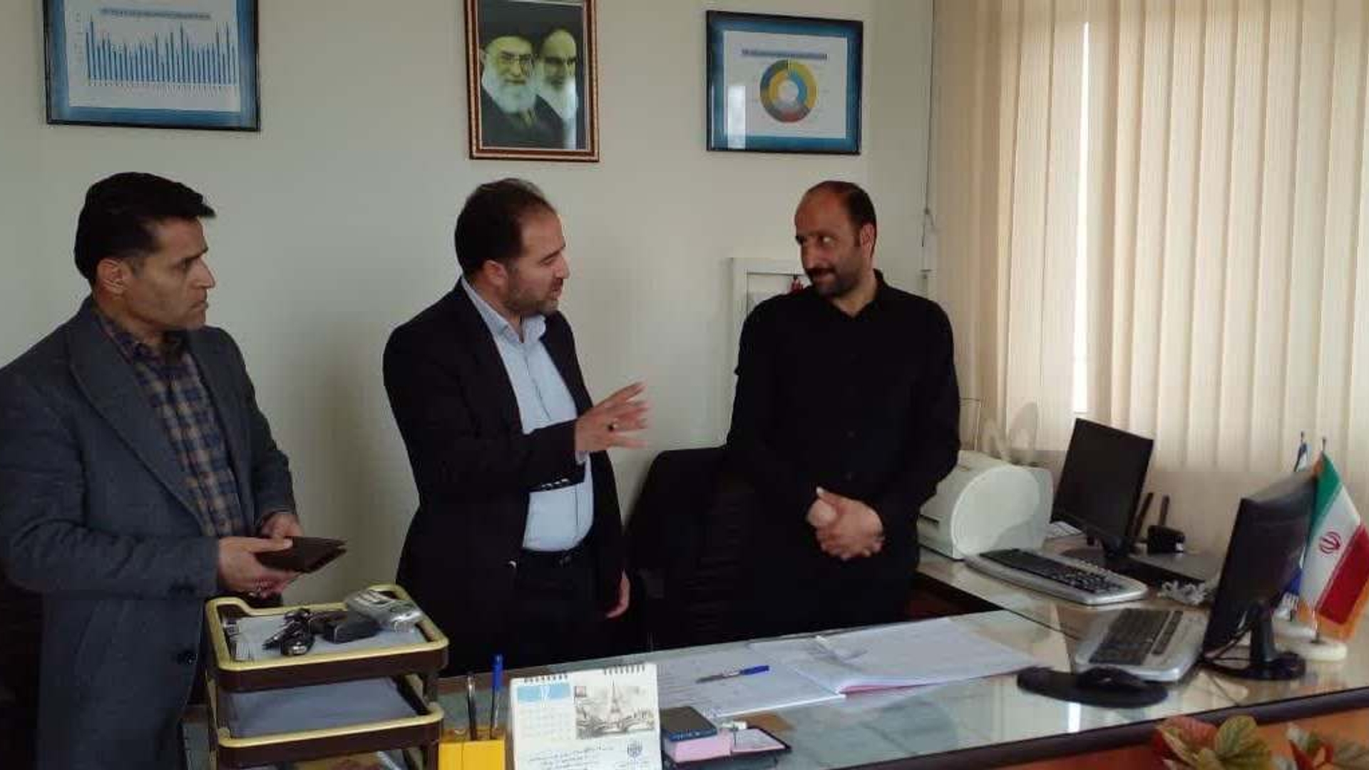 بازدید فرماندارخنداب از ایستگاه هواشناسی شهرستان