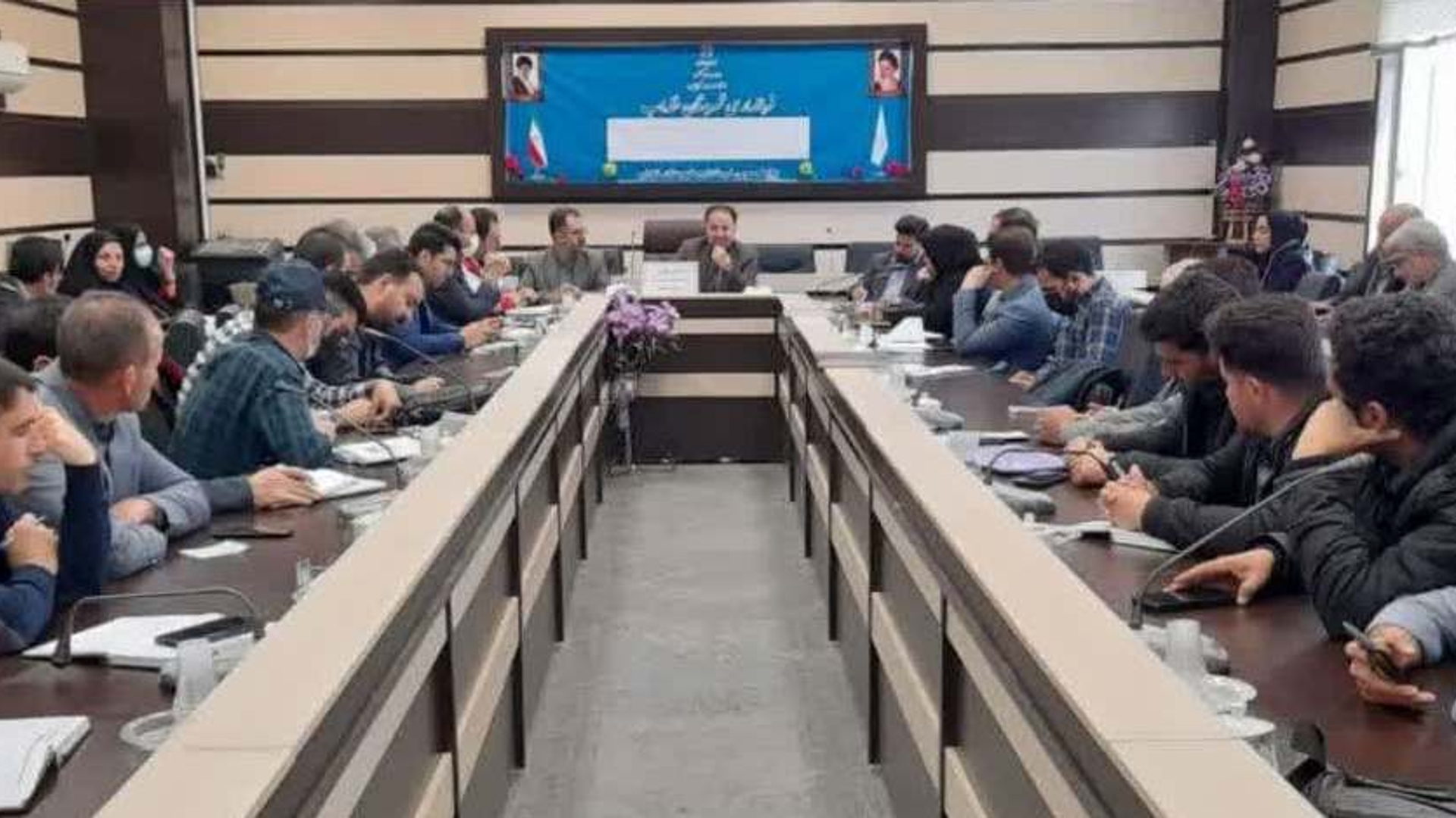 برگزاری همایش دهیاران شهرستان خنداب