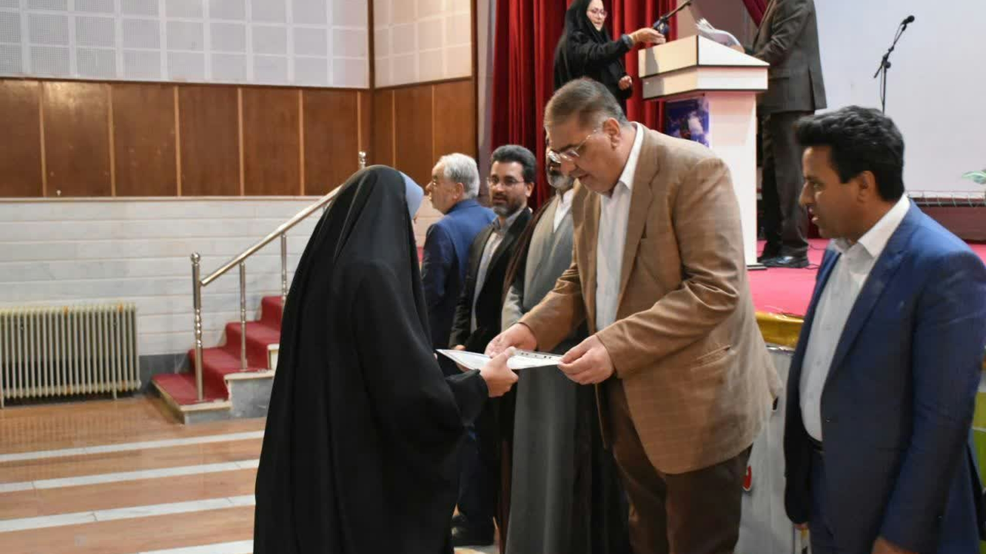 مراسم بزرگداشت شهدای والامقام