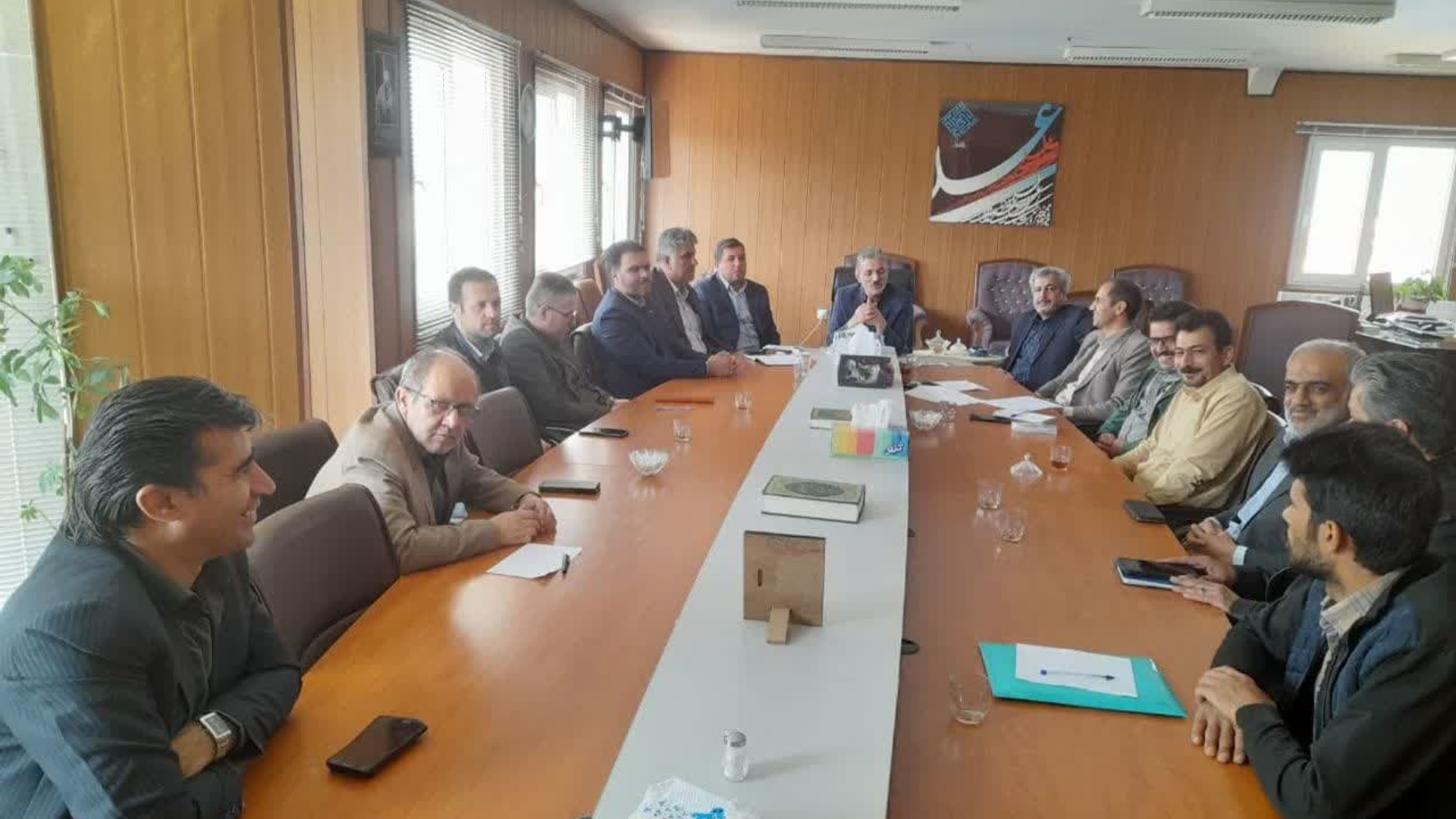 جلسه کارگروه پسماند شهرستان به ریاست مویدی معاون فرماندار و با حضور محسن درودیان بخشدار مرکزی و سایر اعضا در محل فرمانداری تشکیل و برگزار شد.