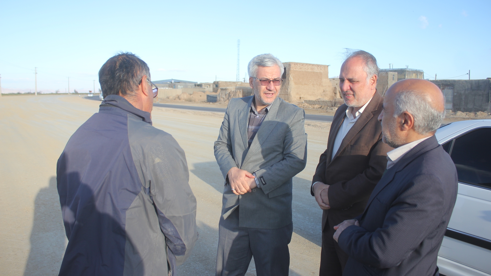 معاون هماهنگی امور عمرانی استانداری مرکزی از محورهای مواصلاتی خمین بازدید کرد