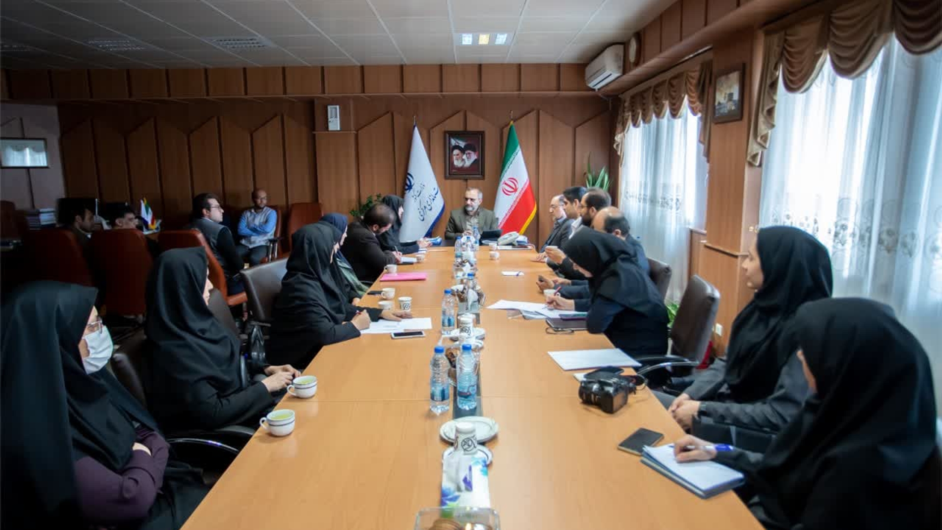 جلسه بررسی وضعیت استاندارد صنایع غذایی استان