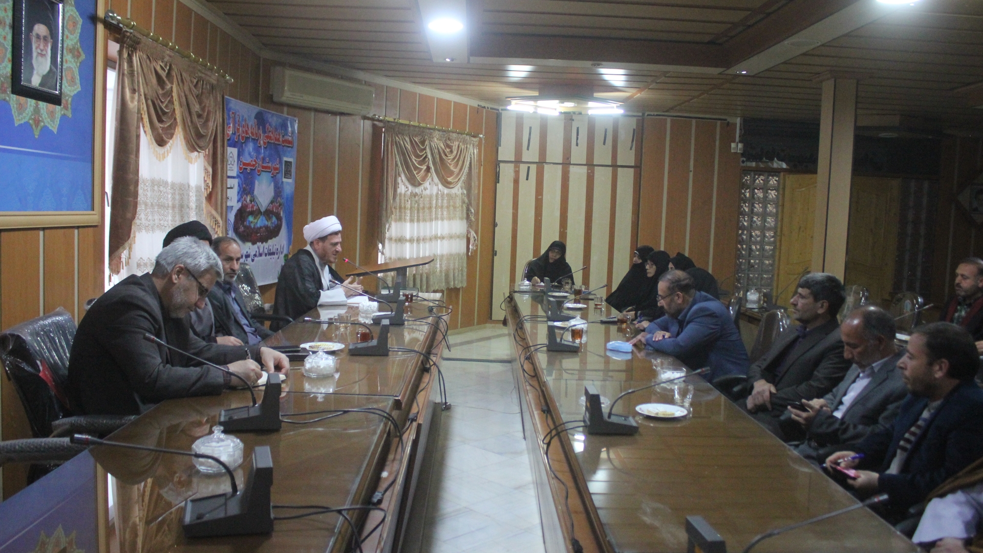 جلسه هماهنگی برگزاری برنامه های قرانی و فرهنگی در ماه مبارک رمضان در شهرستان خمین برگزار شد