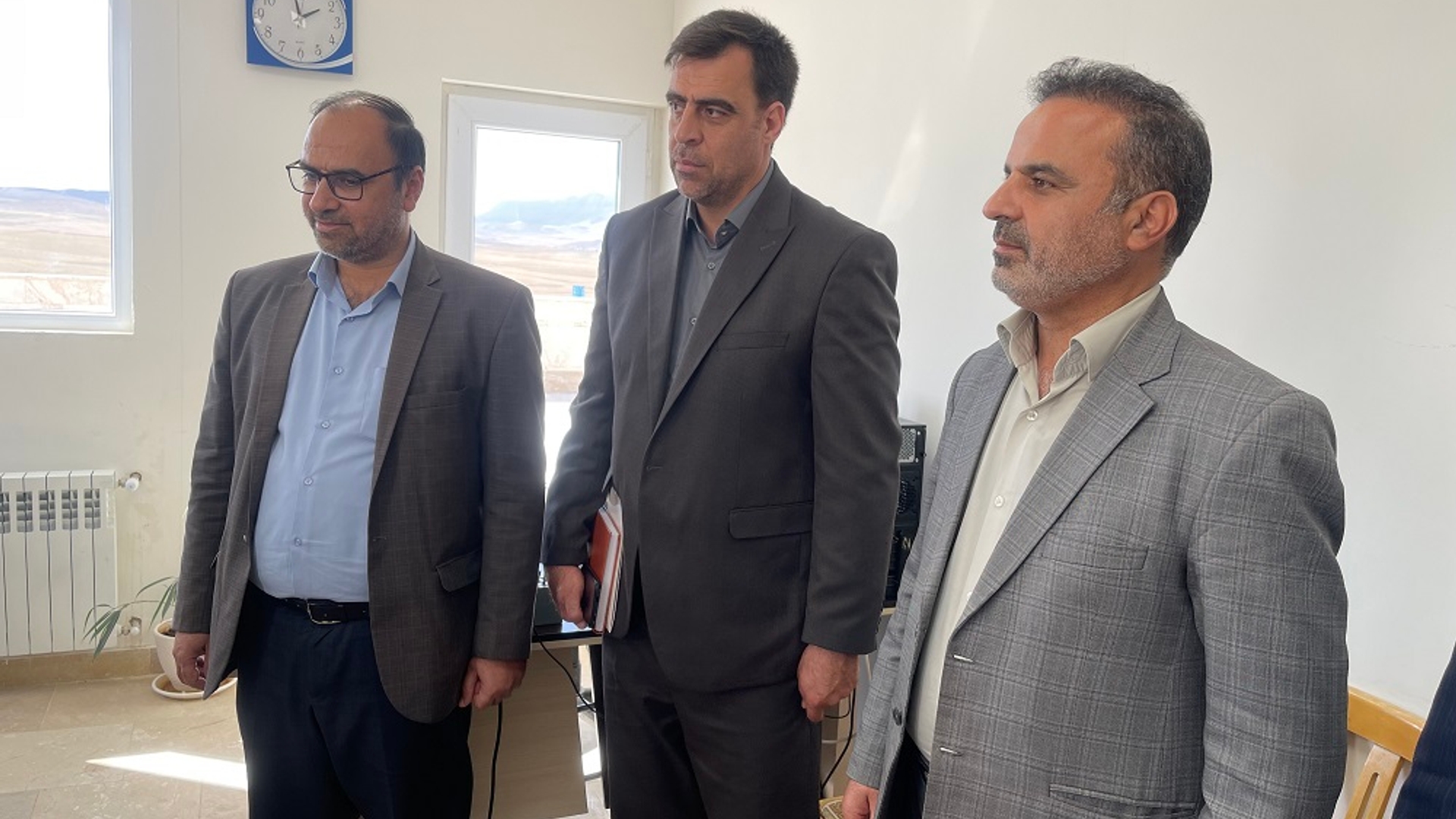 بازدید از بخشداری های مرکزی و خنجین شهرستان فراهان