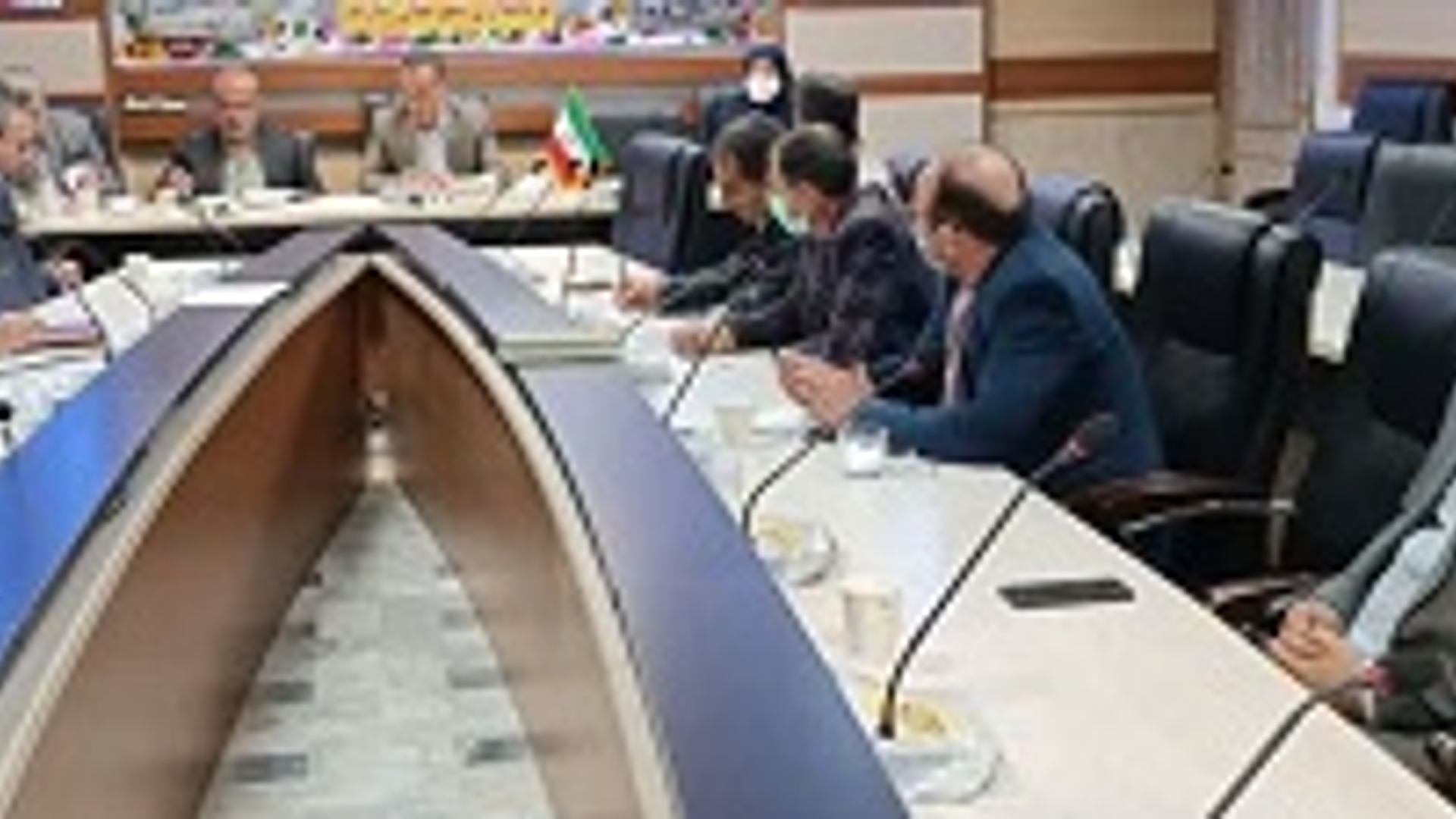 جلسه ستاد تنظیم بازار شهرستان شازند برگزارشد.