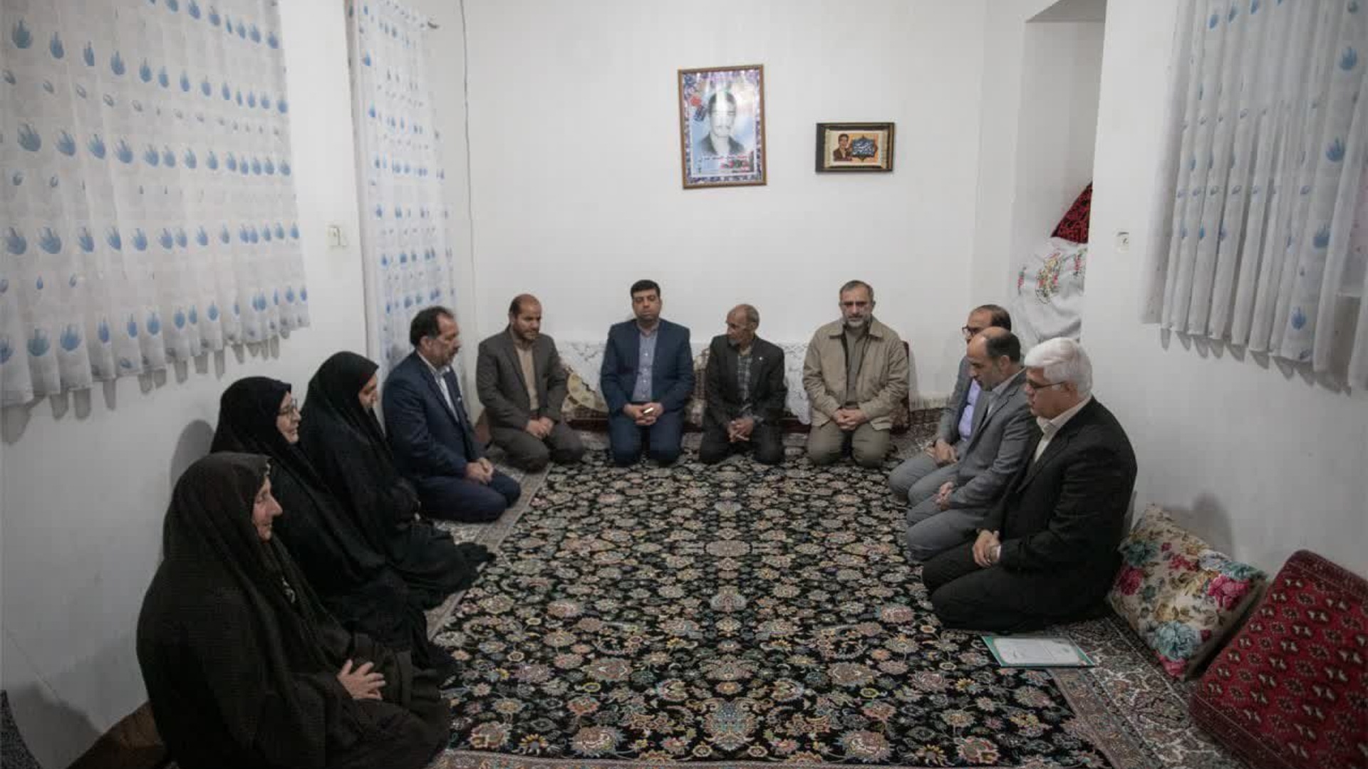 💠 دیدار نوروزی استاندار مرکزی وفرماندار اراک با خانواده شهید سید حمید میری در هزاوه